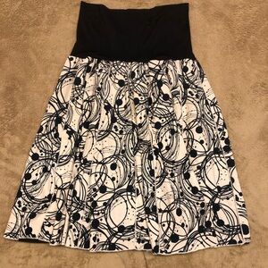 Susan Bristol Skirt M Black & White Intricate Pattern Lined Stretch Waist MIDI